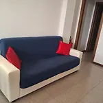 Bilocale Comodamente Collegato Con Centro Milano Garbagnate Milanese