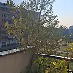 Bilocale Comodamente Collegato Con Centro Milano Garbagnate Milanese