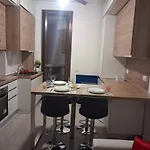 Apartment Bilocale Comodamente Collegato Con Centro Milano