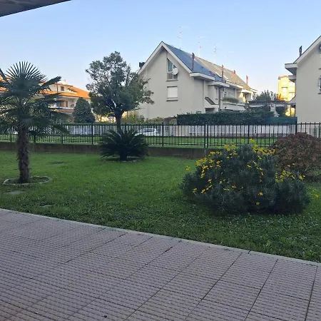 Bilocale Comodamente Collegato Con Centro Milano Garbagnate Milanese