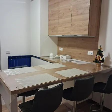 Bilocale Comodamente Collegato Con Centro Milano Lejlighed