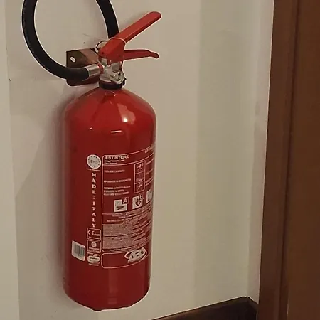Appartement Bilocale Comodamente Collegato Con Centro Milano Garbagnate Milanese