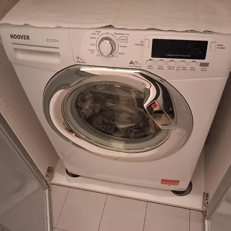 Bilocale Comodamente Collegato Con Centro Milano Lägenhet