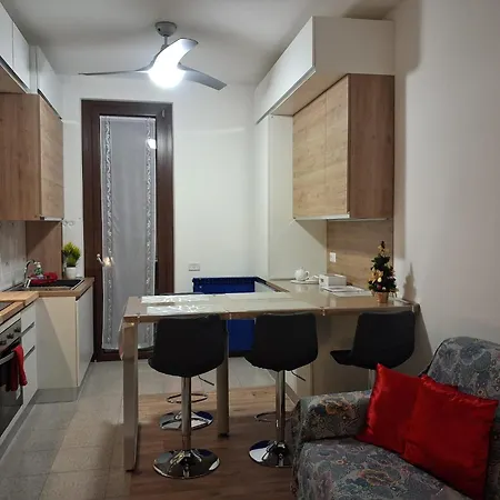 Bilocale Comodamente Collegato Con Centro Milano Garbagnate Milanese