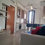Bilocale Comodamente Collegato Con Centro Milano Appartement